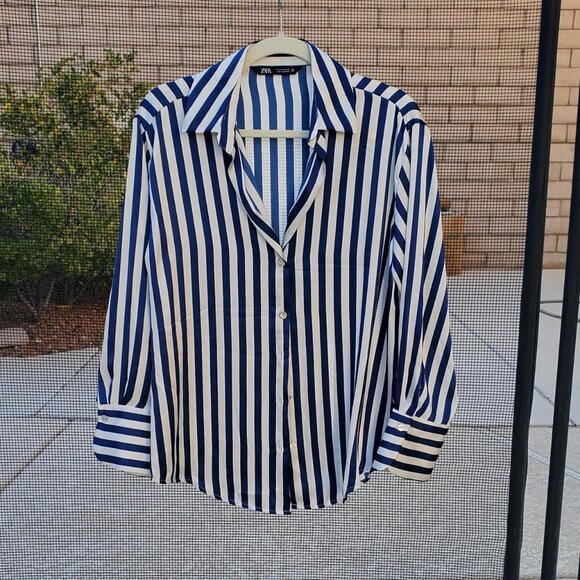 Zara Blue and White Striped Button Down Shirt - Picture 4 of 7